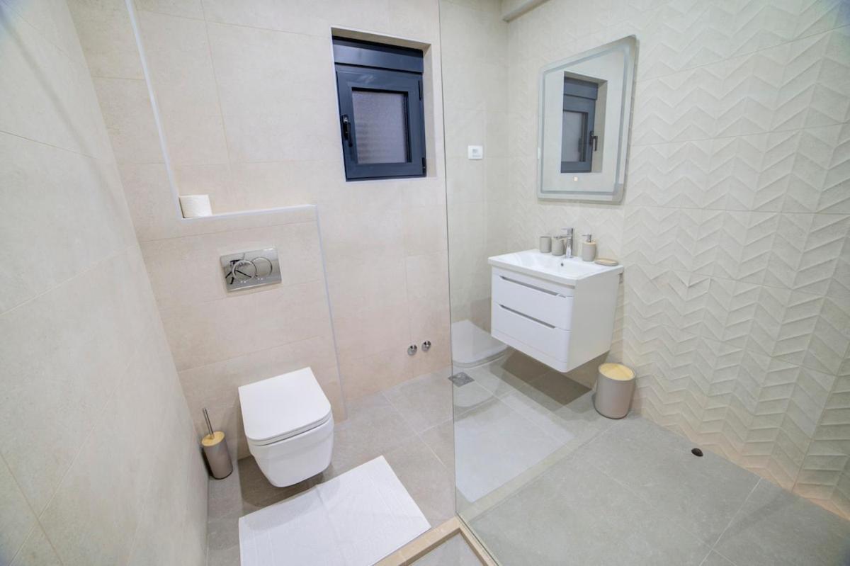 Villa Jelena With Private Pool - Lapcici Будва Екстер'єр фото