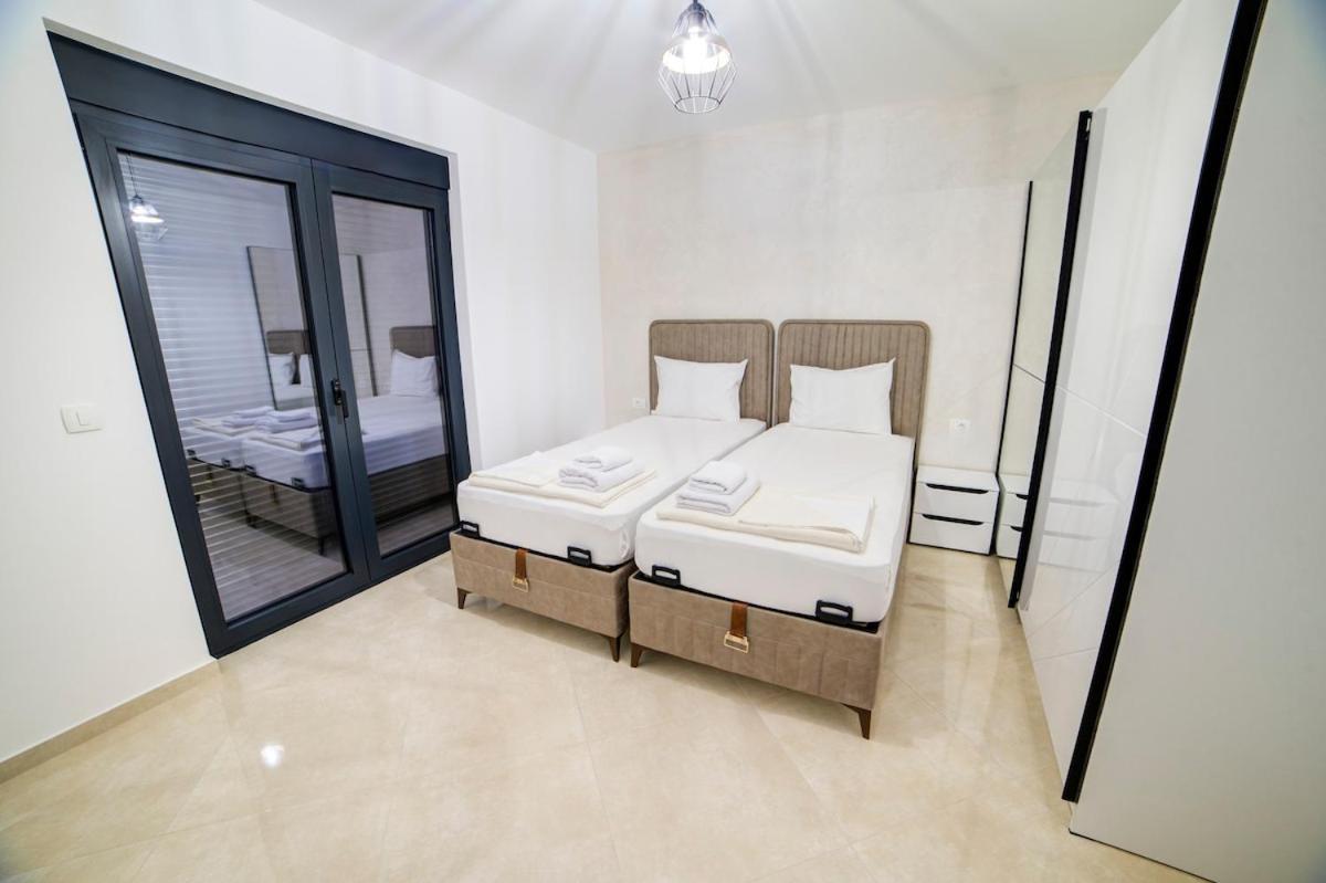 Villa Jelena With Private Pool - Lapcici Будва Екстер'єр фото